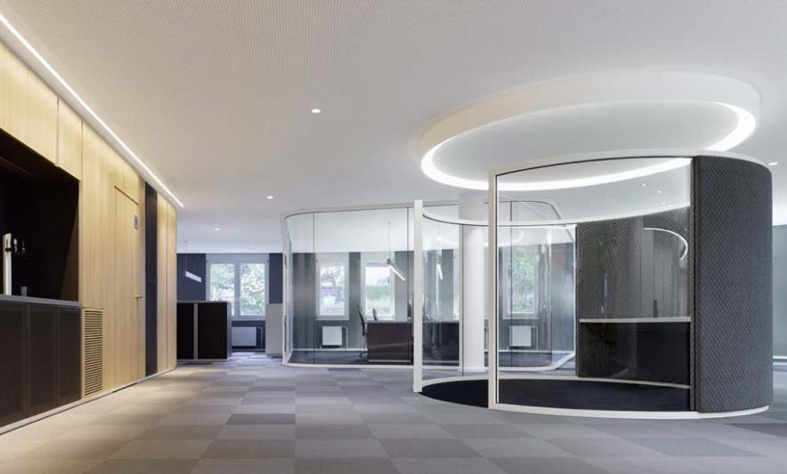 辦公室裝修施工電路鋪設(shè)的注意事項(xiàng)有哪些？辦公室橡膠地板的施工工藝是什么？