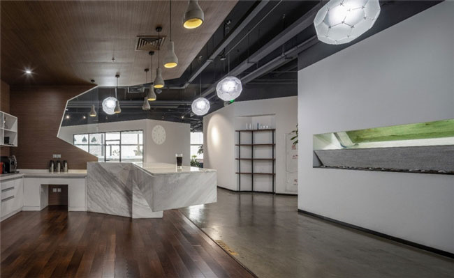 黑色系辦公室設(shè)計裝修案例